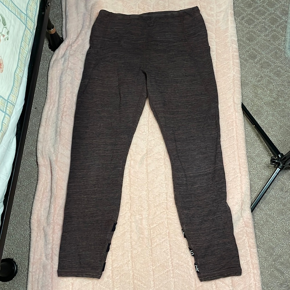 Calvin Klein Maroon Yoga Leggings w/pockets size Large